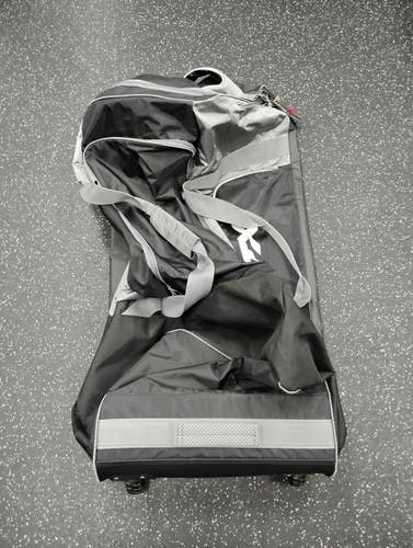 Used STX CHALLENGER Player Wheeled Bag Black 11849-S000043062