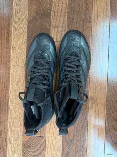 Size M 9.0 (W 10.0) Adidas Mid Top Molded Cleats (Used)