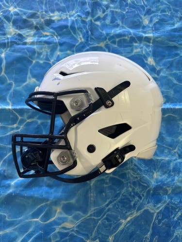 Adult Extra Large Riddell SpeedFlex Helmet (Used)