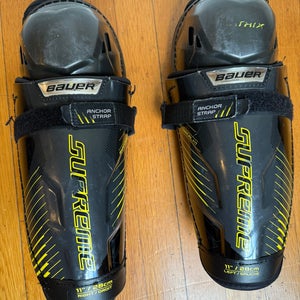 Junior Bauer Supreme Matrix 11" Shin Pads (Used)