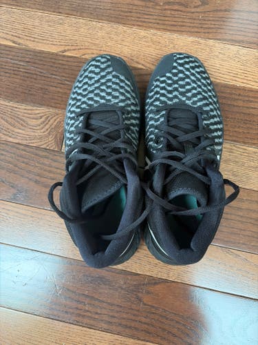 6Y (Big Kids / Youth) Nike Shoes (New)