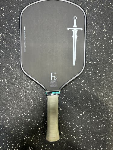 Surir E6 Pickleball Paddle (Used)