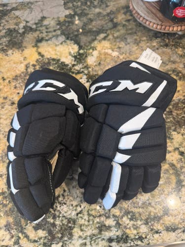CCM JetSpeed FT485 Gloves 12" (New)