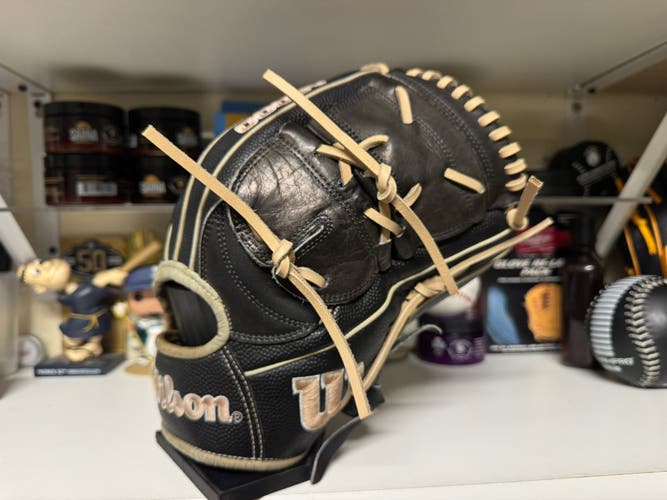 Wilson A2000 12” B2 Righty