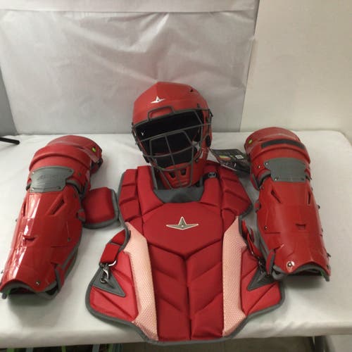 Red All Star MVP Pro Catcher's Set Size Medium Complete Kit (Used)