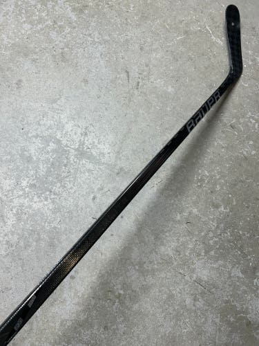 95 Flex P90 Senior Bauer Vapor Hyperlite2 Left Hand Hockey Stick (New) Pro Stock
