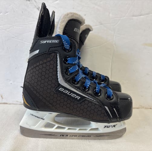 Black Bauer Supreme One.4 Hockey Skates Regular Width 9 (Used)