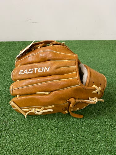 Easton Flagship RH Baseball Glove | 11.75"