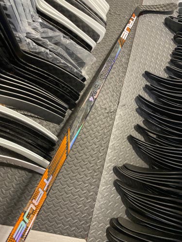 New RH True Hzrdus 9X4 Lindholm TC2 70 Flex