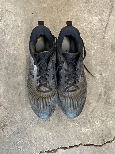 Black Men's Size M 10.5 (W 11.5) Adult New Balance 3000v6 Low Top Metal (Used)