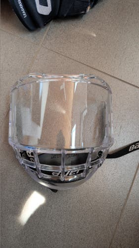 Bauer Concept 3 Full Shield (Used)