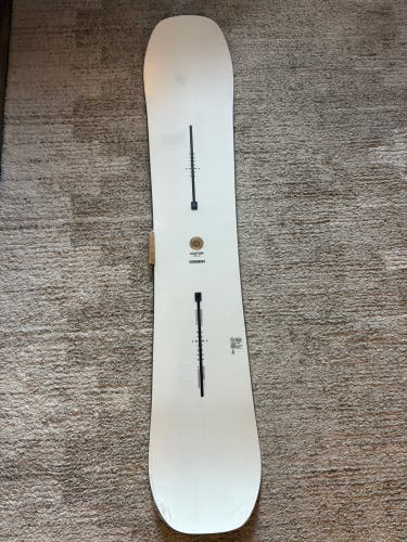 NEW Burton Custom Camber White 154W Snowboard | Without Bindings (New)