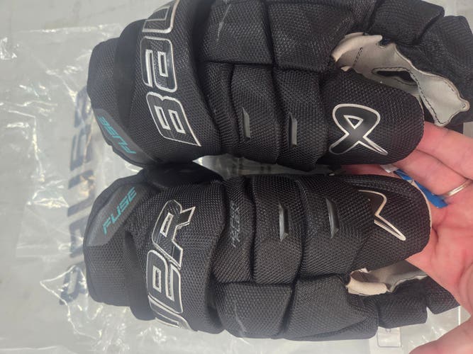 Bauer Supreme Fuse Gloves 14" (New)- ALL BLACK