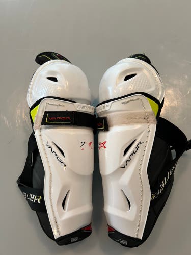Junior Bauer Vapor 2X 11" Shin Pads (Used)