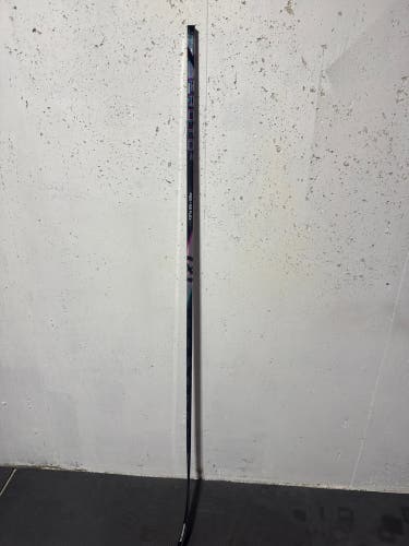 Intermediate Bauer Proto2 Left Handed Hockey Stick P28 65 Flex - Silver (New)
