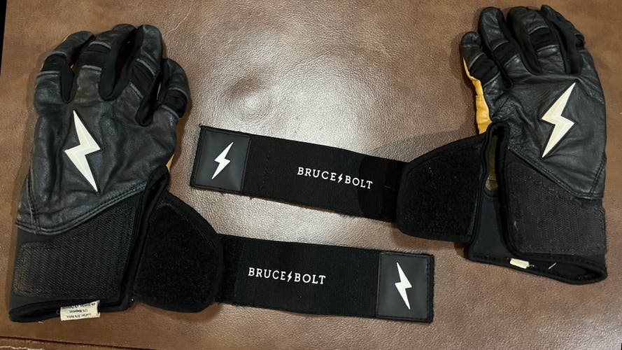 Bruce Bolt Adult Small Batting Gloves