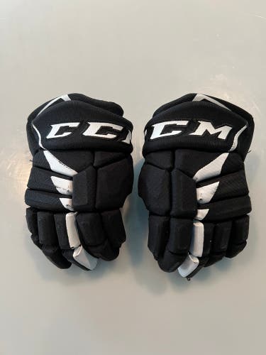 CCM JetSpeed Control Gloves 10" (Used)