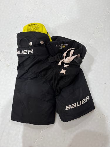 Youth Small Bauer Supreme 2S Hockey Pants (Used)