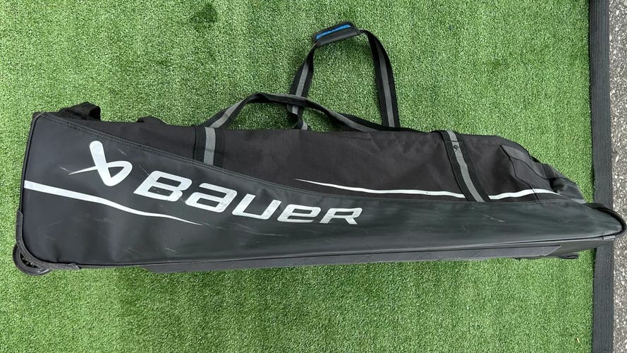 Bauer Elite Wheeled Hockey Goalie Bag