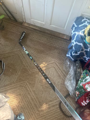 Senior True Catalyst 9x3 Right Handed Hockey Stick P28 85 Flex Pro Stock (New)