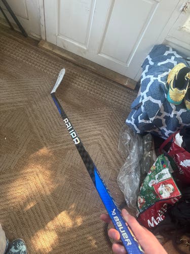 Senior Colton Parayko Bauer Nexus Sync Right Handed Hockey Stick P92 95 Flex (Used)
