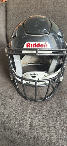 Black Medium Riddell SpeedFlex Helmet (Used)