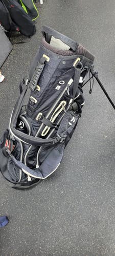 Used Taylormade 5 WAY Mens Stand Bag None 11497-S000160653