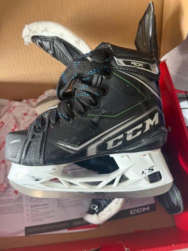 Black 2021 CCM Ribcor 90K Hockey Skates Regular Width Size 2 (Used)