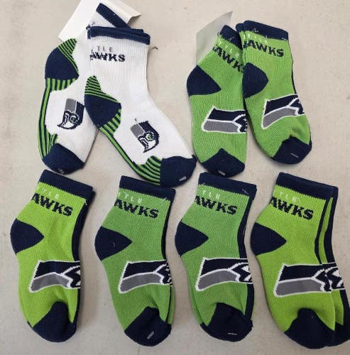 ST53 YOUTH NFL SEATTLE SEAHAWKS Lot of 6 Crew Socks NEW