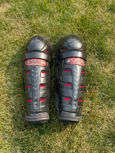 Senior CCM RBZ 16" Shin Pads