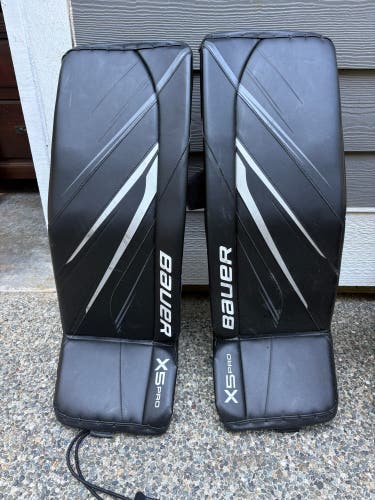 32" Bauer Vapor X5 Pro Goalie Leg Pads (Used)