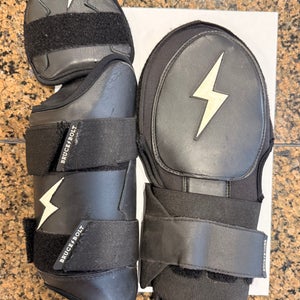Black Junior Sliding Mitt & ankle guard  (Used)