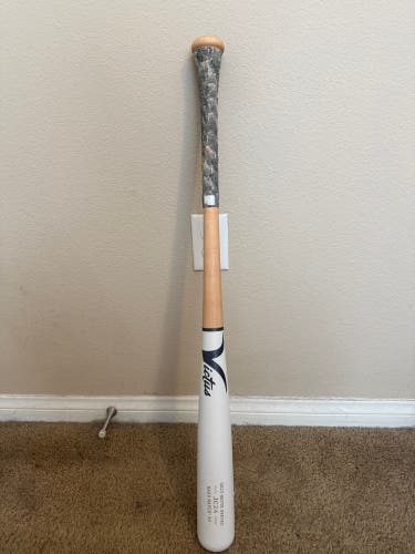 2020 Victus JC24 Maple Bat 29 oz 32" (Used)