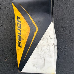 Bauer FlyLite Blocker Regular Pro Stock (Used)
