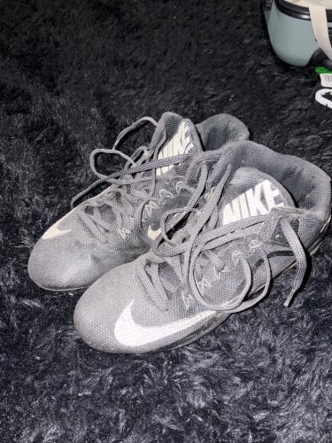 Men's Size M 11.5 (W 12.5) Nike ALPHA (Used)