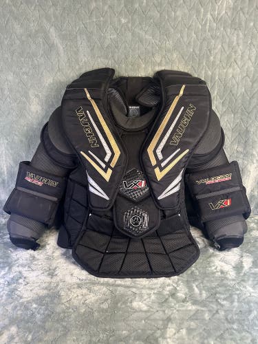Senior Medium Vaughn Velocity VX1 Pro Carbon Goalie Chest Protector (Used)