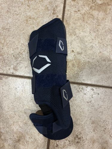 Blue Senior EvoShield Leg guard Shin Guards (Used)