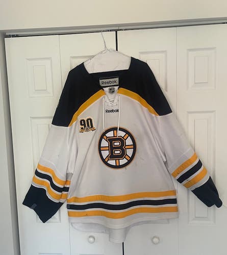 White XXL Men's Reebok Jersey (New)