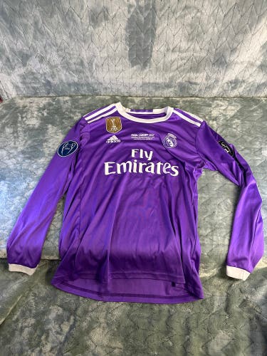 Purple Small Adult Unisex Adidas Jersey (Used)