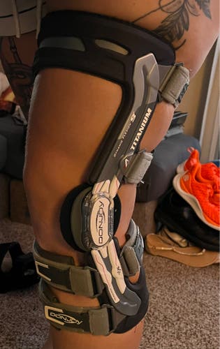 DonJoy A22 Titanium Custom Knee Brace