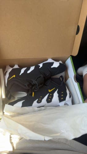 Men's Size M 10.5 (W 11.5) Nike Vapor Edge Elite 360 2 Mid Top (New)