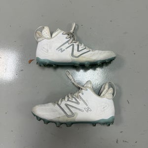 White Unisex Size M 11.5 (W 12.5) Adult New Balance Freeze 4.0 Mid Top (Used)