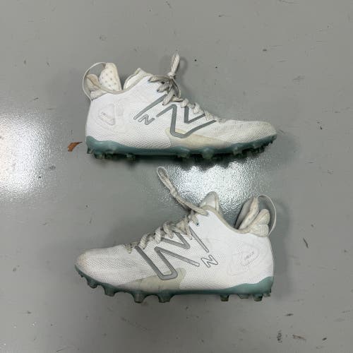 White Unisex Size M 11.5 (W 12.5) Adult New Balance Freeze 4.0 Mid Top (Used)
