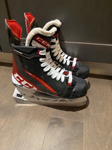 CCM JetSpeed XTRA SE Hockey Skates Regular Width Size 4 (Used)