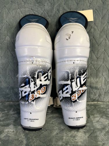 Junior Bauer 300 Shin Pads 11" (Used)