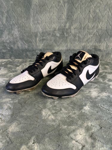 Black Men's Size M 9.5 (W 10.5) Adult Nike Air Jordan Low Top Footwear Molded Cleats (Used)