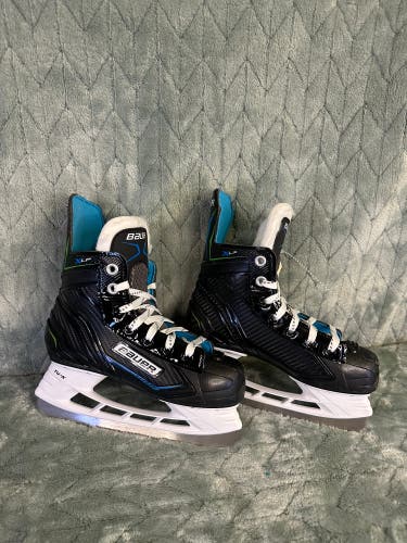 Junior Bauer XLP Hockey Skates Regular Width 13 (Used)
