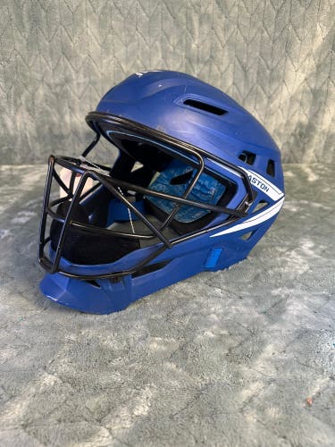 Intermediate Easton Jen Schro The Very Best Catcher's Mask (Used)