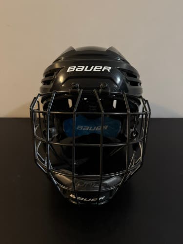 Medium Bauer Re-Akt 65 Helmet Pro Stock with Bauer Profile ii Oreo Cage Medium