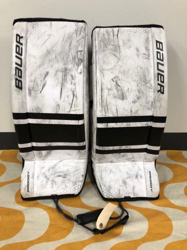 Black Large Youth Bauer Prodigy Goalie Leg Pads (Used)